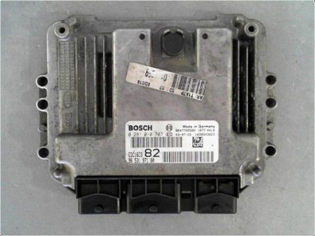 CALCULATEUR MOTEUR PEUGEOT 206 2004