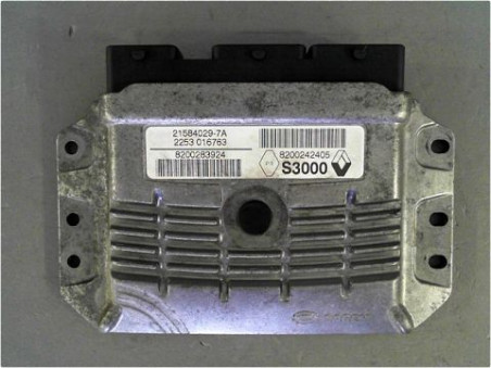 CALCULATEUR MOTEUR RENAULT MEGANE 2003