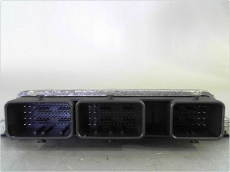 CALCULATEUR MOTEUR RENAULT MEGANE 2003