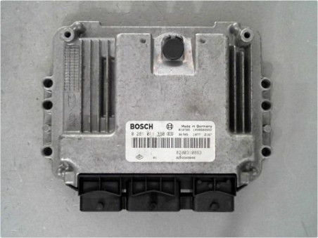 CALCULATEUR MOTEUR RENAULT MEGANE 2003