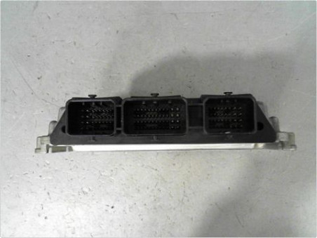 CALCULATEUR MOTEUR RENAULT MEGANE 2003