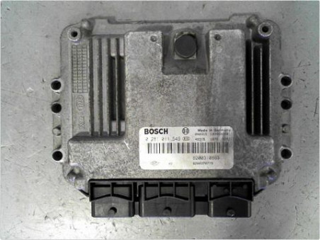 CALCULATEUR MOTEUR RENAULT MEGANE 2003