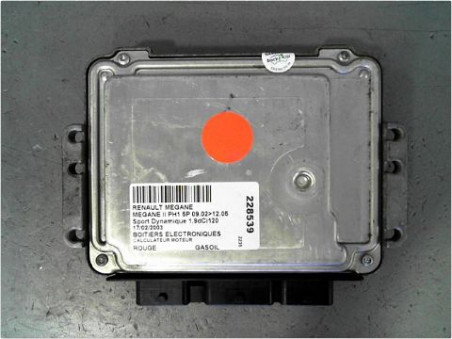CALCULATEUR MOTEUR RENAULT MEGANE 2003