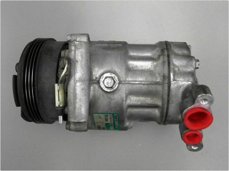 COMPRESSEUR AIR CONDITIONNE RENAULT CLIO 2004