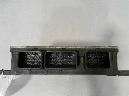CALCULATEUR MOTEUR RENAULT CLIO 2006