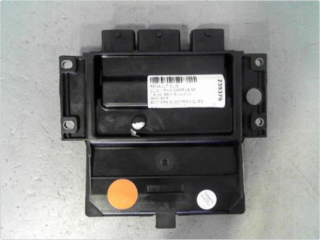 CALCULATEUR MOTEUR RENAULT CLIO 2010