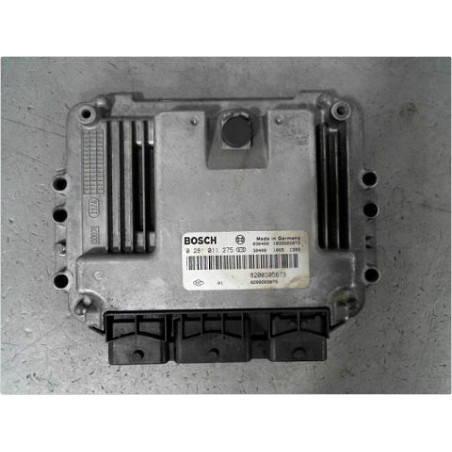 CALCULATEUR MOTEUR RENAULT MEGANE 2003