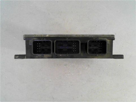 CALCULATEUR MOTEUR RENAULT CLIO 2001