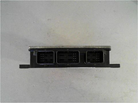 CALCULATEUR MOTEUR RENAULT MEGANE 2005