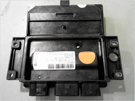 CALCULATEUR MOTEUR RENAULT CLIO 2002