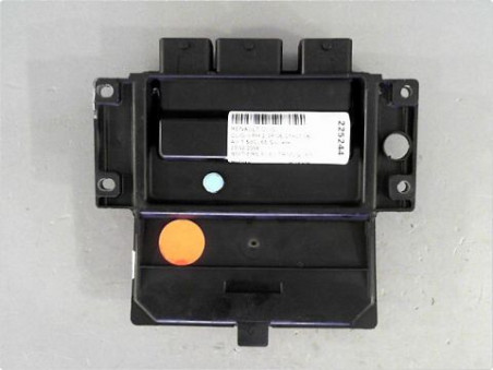CALCULATEUR MOTEUR RENAULT CLIO 2004