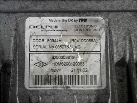 CALCULATEUR MOTEUR RENAULT CLIO 2003