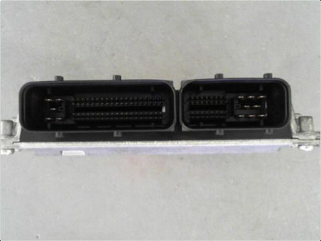CALCULATEUR MOTEUR VOLKSWAGEN POLO 2003