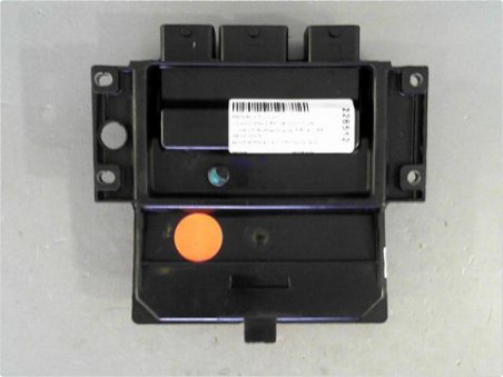 CALCULATEUR MOTEUR RENAULT CLIO 2003
