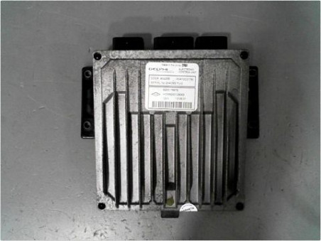 CALCULATEUR MOTEUR RENAULT CLIO 2001
