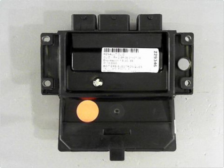 CALCULATEUR MOTEUR RENAULT CLIO 2003
