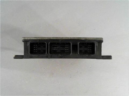 CALCULATEUR MOTEUR RENAULT CLIO 2003