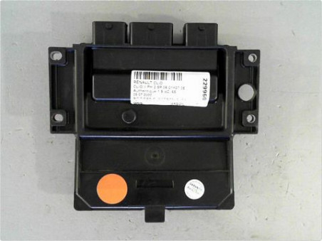 CALCULATEUR MOTEUR RENAULT CLIO 2002