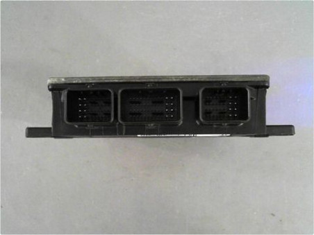 CALCULATEUR MOTEUR NISSAN MICRA 2004