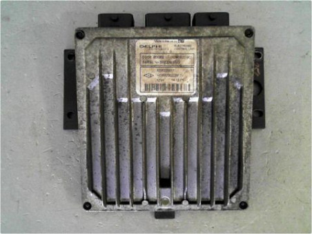 CALCULATEUR MOTEUR RENAULT CLIO 2002