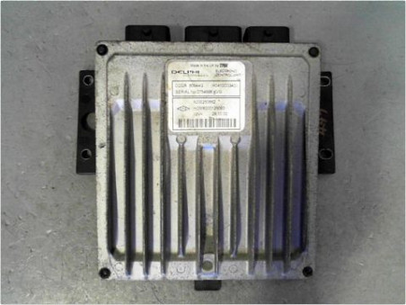 CALCULATEUR MOTEUR RENAULT CLIO 2003