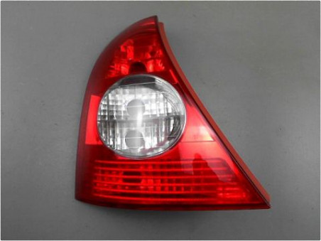 FEU ARRIERE GAUCHE  RENAULT CLIO 2003