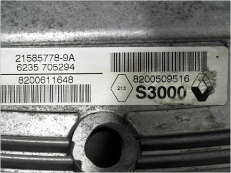 CALCULATEUR MOTEUR RENAULT MEGANE SCENIC 2006