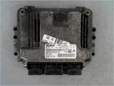 CALCULATEUR MOTEUR PEUGEOT 206 2004