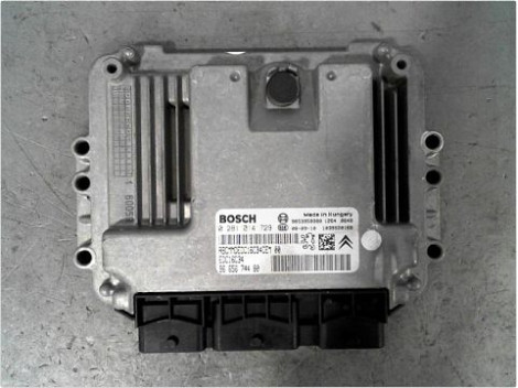 CALCULATEUR MOTEUR CITROEN C4 PICASSO