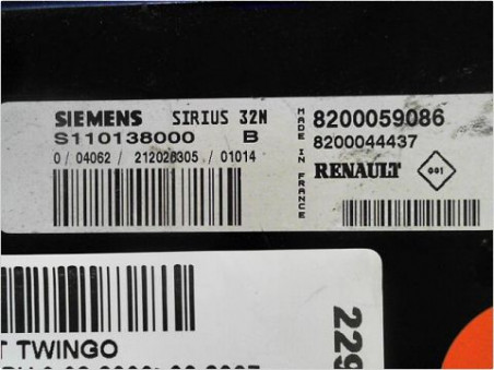 CALCULATEUR MOTEUR RENAULT TWINGO 2001