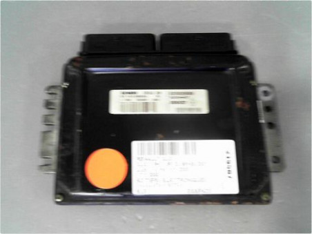 CALCULATEUR MOTEUR RENAULT CLIO 2000