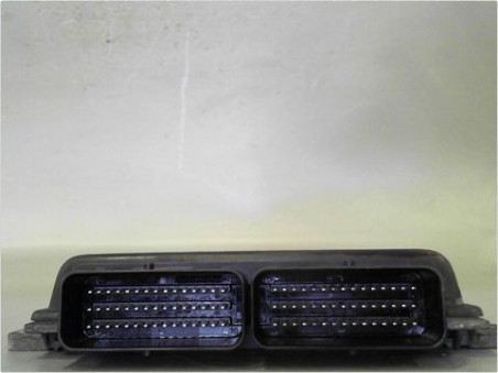 CALCULATEUR MOTEUR RENAULT CLIO 2000
