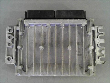 CALCULATEUR MOTEUR RENAULT CLIO 2001
