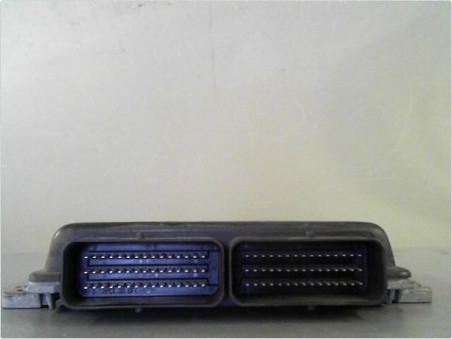 CALCULATEUR MOTEUR RENAULT CLIO 2001