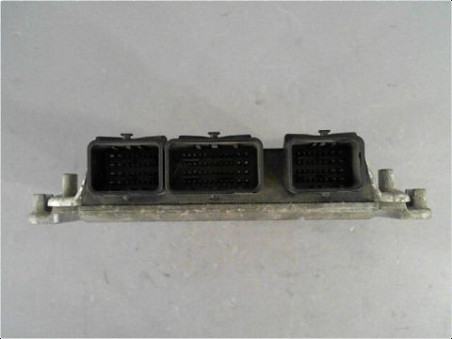 CALCULATEUR MOTEUR PEUGEOT 406 2002