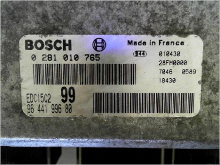 CALCULATEUR MOTEUR PEUGEOT 607 2001