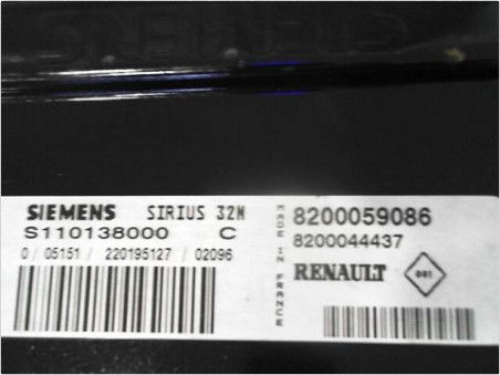 CALCULATEUR MOTEUR RENAULT MEGANE 2002