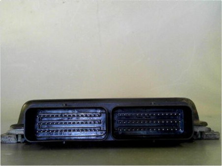 CALCULATEUR MOTEUR RENAULT SCENIC 1999