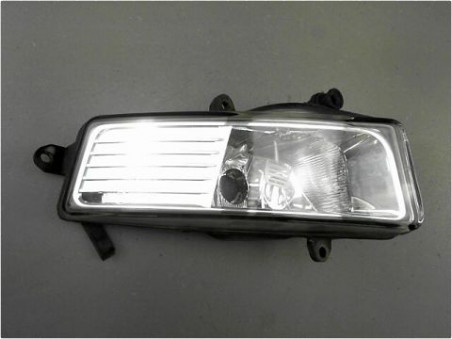 PHARE ANTIBROUILLARD AVANT DROIT AUDI A6 2009