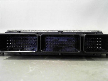 CALCULATEUR MOTEUR NISSAN JUKE 2012