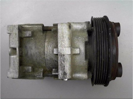 COMPRESSEUR AIR CONDITIONNE FORD FIESTA 2001