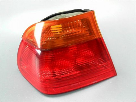 FEU ARRIERE GAUCHE  BMW SERIE 3 2001