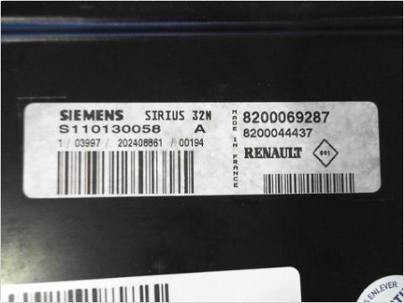 CALCULATEUR MOTEUR RENAULT CLIO 2001