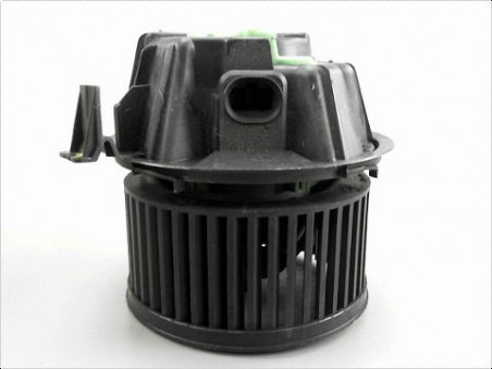 MOTEUR VENTILATEUR CHAUFFAGE DACIA SANDERO 2009