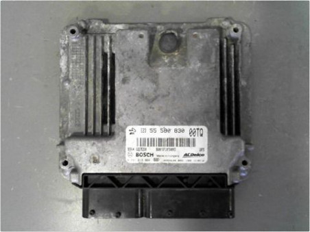 CALCULATEUR MOTEUR OPEL CORSA 2011