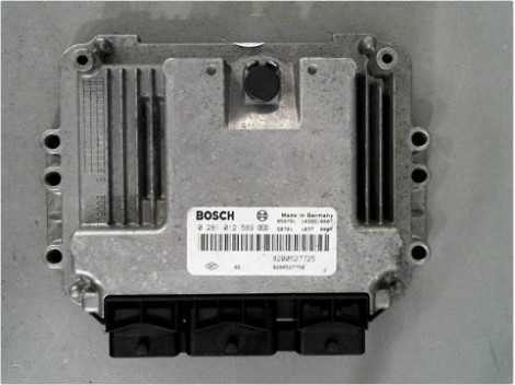 CALCULATEUR MOTEUR RENAULT SCENIC II PH.1 02-06