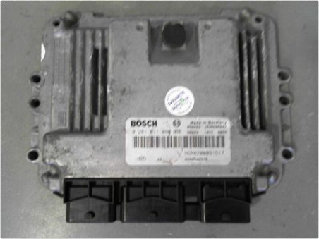 CALCULATEUR MOTEUR NISSAN PRIMASTAR 2005