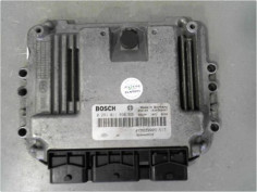 CALCULATEUR MOTEUR NISSAN PRIMASTAR L1H1 1000KG