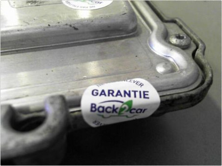 CALCULATEUR MOTEUR NISSAN PRIMASTAR 2005