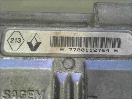CALCULATEUR MOTEUR RENAULT CLIO 1999